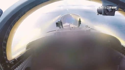 F-5戰機的機艙視角曝光。