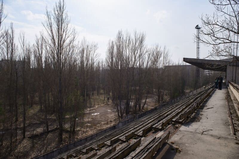 Un estadio abandonado en Prípiat, cerca de la central nuclear de Chernóbil, en la Zona de Exclusión, Ucrania (Foto: Vitaliy Holovin / Corbis a través de Getty images).