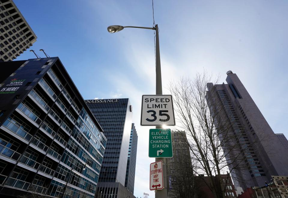 The city of Columbus plans to reduce speeds on all Downtown streets to 25 mph.