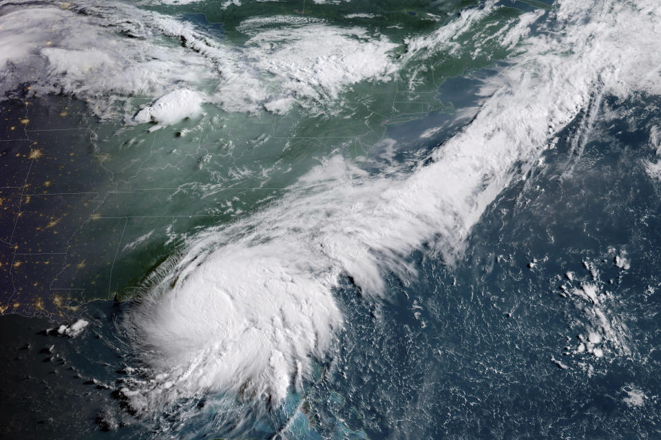 Forecasters still predict highly active Atlantic hurricane season in