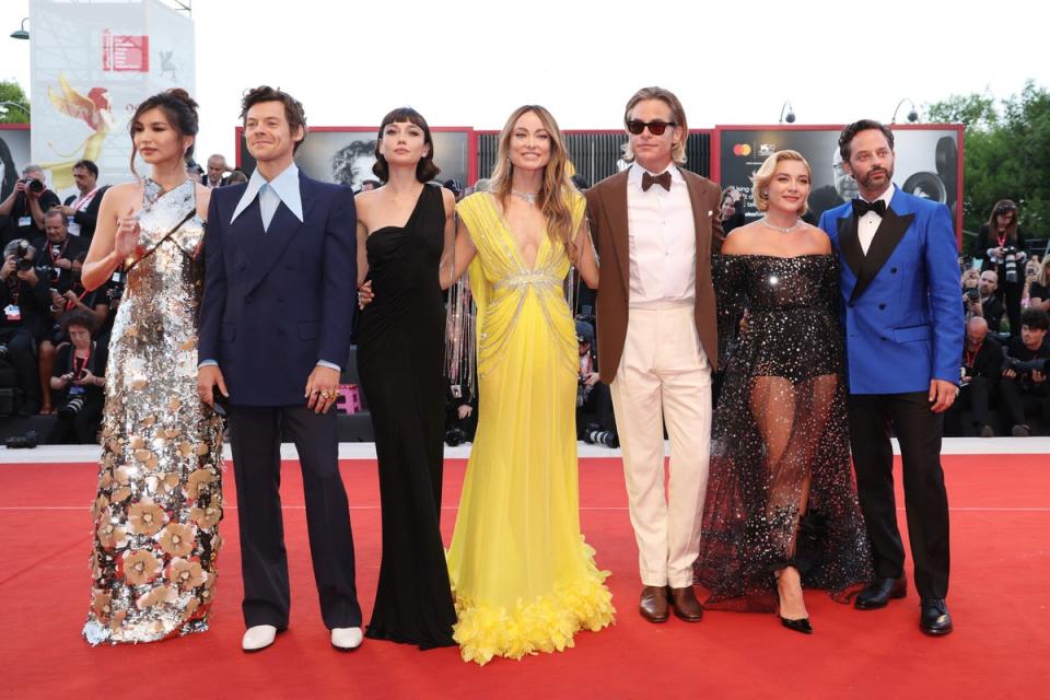 : VENICE, ITALY - SEPTEMBER 05: (L-R) Gemma Chan, Harry Styles, Sydney Chandler, director Olivia Wilde, Chris Pine, Florence Pugh and Nick Kroll attend the “Don’t Worry Darling” red carpet at the 79th Venice International Film Festival on September 05, 2022 in Venice, Italy. (Photo by Vittorio Zunino Celotto/Getty Images) (Getty Images)