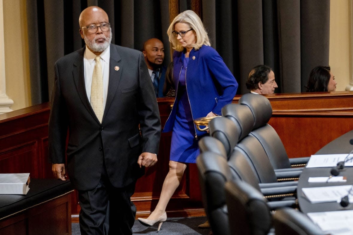 Committee chairman Rep. Bennie Thompson, D-Miss., left, and Committee Vice Chair Rep. Liz Cheney, R-Wyo., right, arrive as the House select committee investigating the Jan. 6 attack on the U.S. Capitol prepares to hold its final meeting on Capitol Hill in Washington, Monday, Dec. 19, 2022. (AP Photo/Andrew Harnik, Pool)
