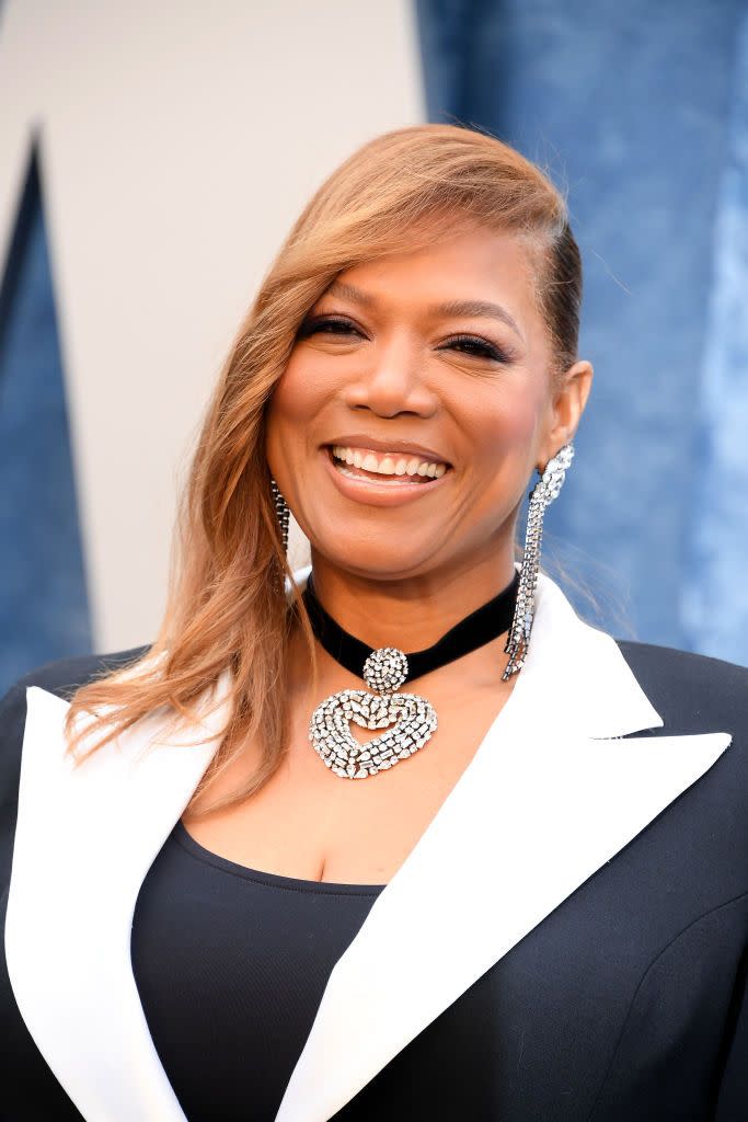 famous black women queen latifah 2023 vanity fair oscar party hosted by radhika jones arrivals