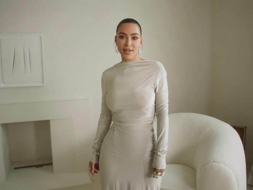 Kim Kardashian gives a tour to ‘Vogue’ of her eerily sparse $23m Los Angeles mansion in February 2022 (Vogue/YouTube)