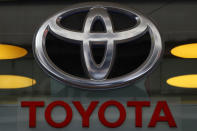 <p><strong>7° Toyota</strong>. Il marchio giapponese guida la classifica automotive, però con una decrescita anno su anno: -6%, quota 50,2 miliardi di dollari. (AP) </p>