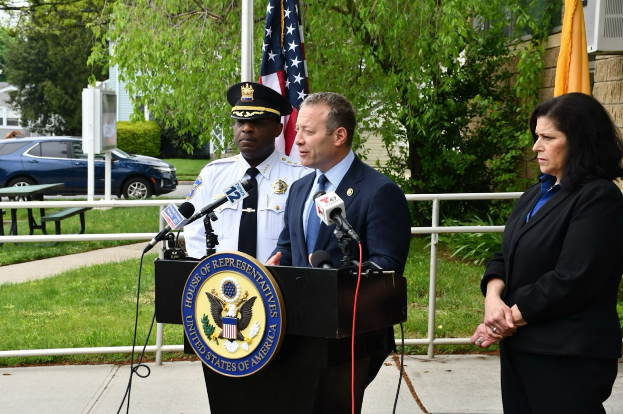 Congressman Josh Gottheimer, Bergen County Sheriff Anthony Cureton and Fair Lawn Mayor Gail Rottenstrich speak about senior scams in front of the Fair Lawn Senior Center on May 6.