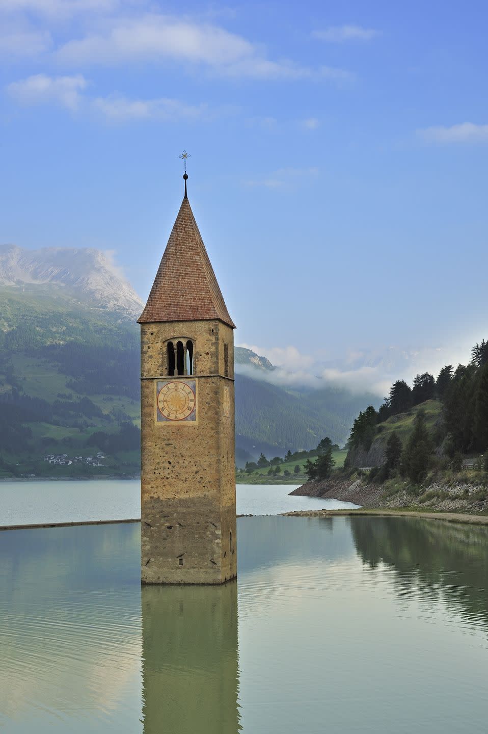 A Lost Italian Village Just Emerged After More Than 70 Years Underwater