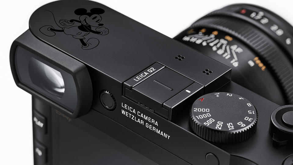 Leica Q2: Disney “100 Years of Wonder”