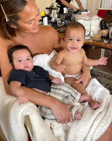 <p>Chrissy Teigen/Instagram</p> Chrissy Teigen with Esti and Wren Stephens