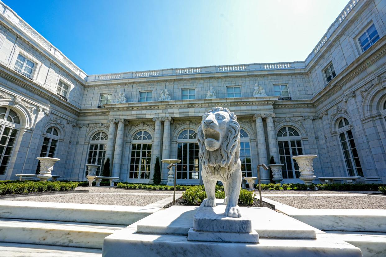 A lion guards the entrance to Rosecliff.
