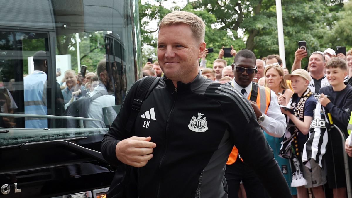 Newcastle boss Eddie Howe has had ‘absolutely no contact’ over England vacancy