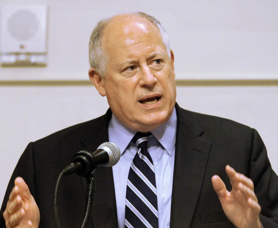 Illinois Gov. Pat Quinn speaks to members of the Illinois Retail Merchants Association Wednesday, May 2, 2012 in Springfield, Ill. Illinois' economic image has been battered by budget deficits, tax increases and very public campaigns to lure the state's businesses elsewhere, and a new survey of chief executives indicates many hold the state in low esteem. (AP Photo/Seth Perlman)