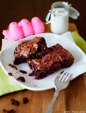 Peeps-Stuffed Brownies