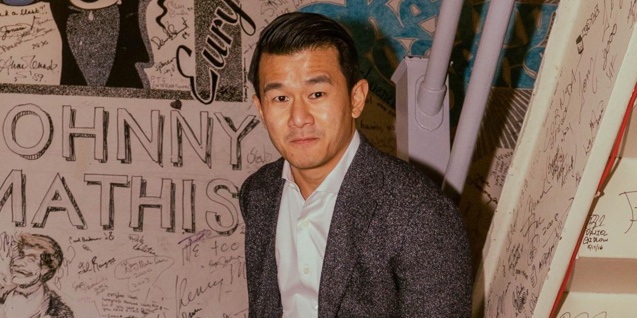 ronny chieng, comedy, stand up