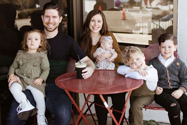 Jessa Seewald/Instagram Jessa Duggar, Ben Seewald and their family