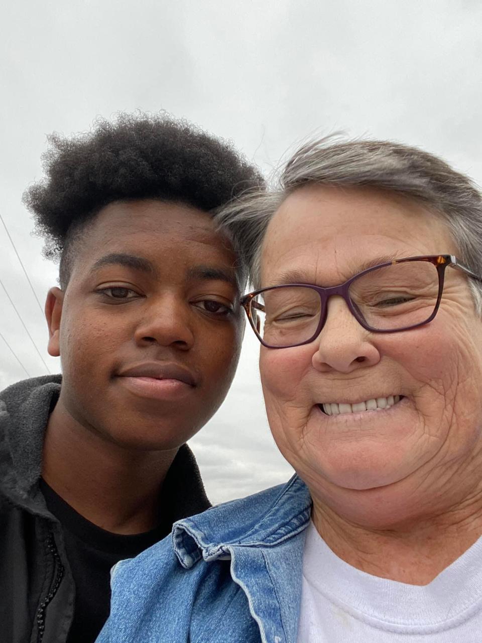 "Delivontae Johnson, I pray that God blesses you beyond any measure!" wrote Dee Harkrider of Wynne, Arkansas, on Facebook after a stranger returned her wallet to her. She now considers Johnson "a new friend" after his random act of kindness.