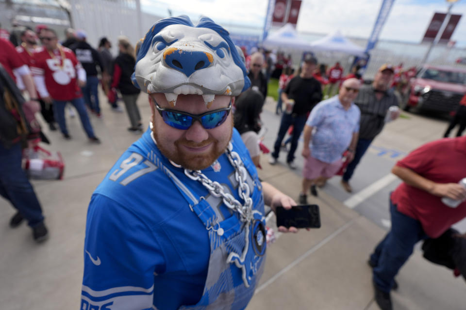 Fans arrives before the NFC Championship NFL football game between the San Francisco 49ers and the Detroit Lions in Santa Clara, Calif., Sunday, Jan. 28, 2024. (AP Photo/David J. Phillip)