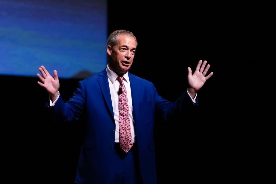 MELBOURNE, AUSTRALIA - SEPTEMBER 26: Nigel Farage thanks his audience after speaking during An Evening With Nigel Farage at The Melbourne Convention and Exhibition Centre on September 26, 2022 in Melbourne, Australia.