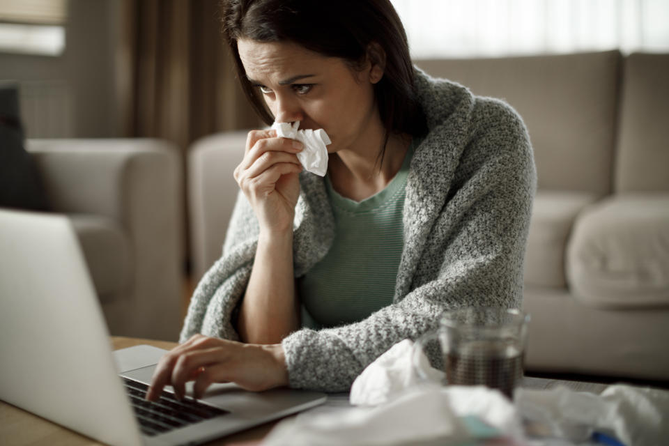 I found the perfect replacement for goopy VapoRub that works for colds on-the-go. (Photo: damircudic via Getty Images)