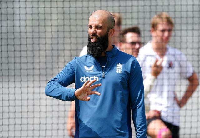 England&#x002019;s Moeen Ali missed out at Lord&#39;s with a finger injury