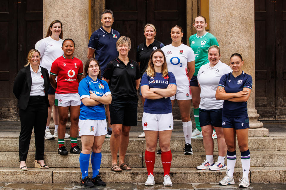 The head coaches and captains line up ahead of the Women's Summer Series (Photo by Ben Brady / Inpho)