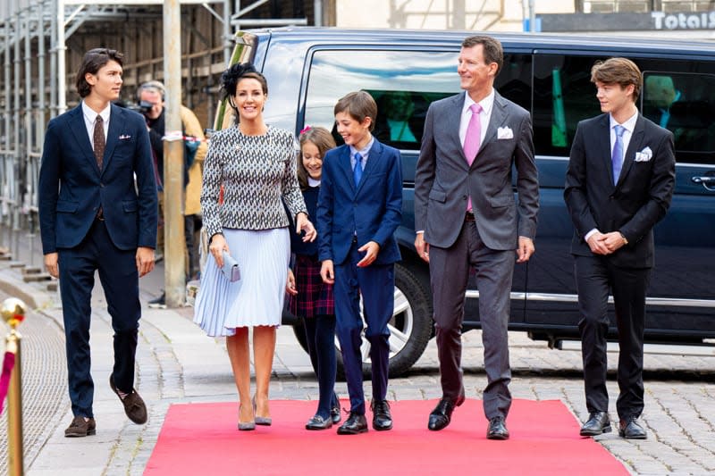 Joaquín de Dinamarca, Marie de Dinamarca, Nicolás de Dinamarca, Felix de Dinamarca y Athena de Dinamarca 