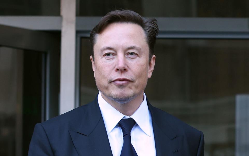 Elon Musk verteidigt seinen neuen Abonnement-Plan auf Twitter.  (Bild: 2023 Getty Images/Justin Sullivan)