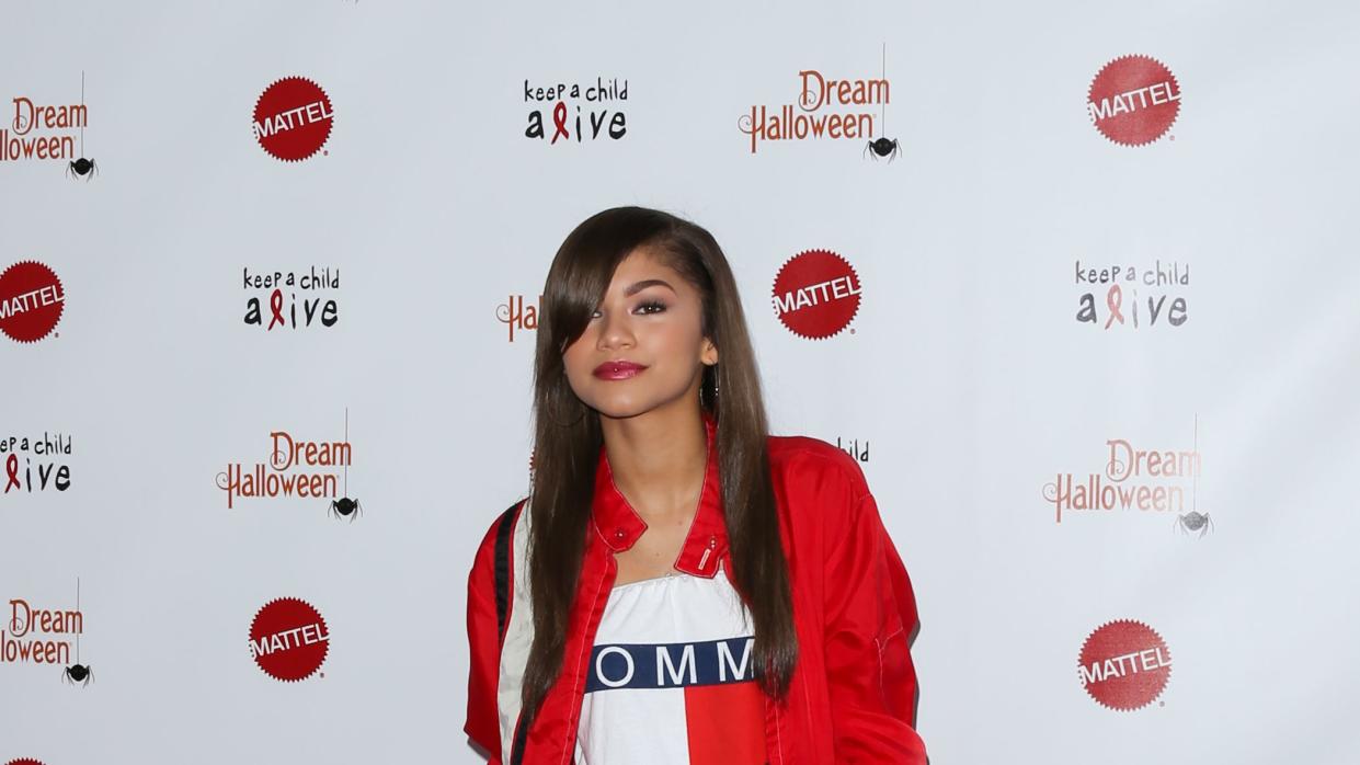 santa monica, ca october 26 actress zendaya attends keep a child alives 20th annual dream halloween arrivals at barker hangar on october 26, 2013 in santa monica, california photo by paul archuletafilmmagic