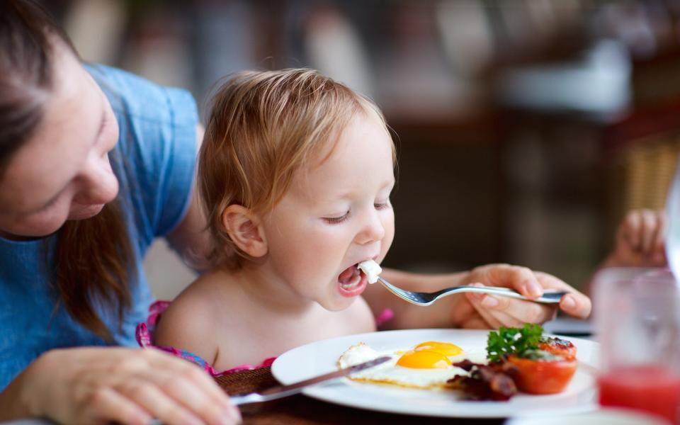 Start them young: a healthy relationship with food begins in childhood - Adobe Stock