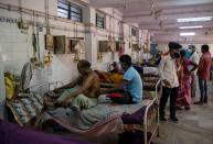 Wider Image: Last doctor standing: Pandemic pushes Indian hospital to brink