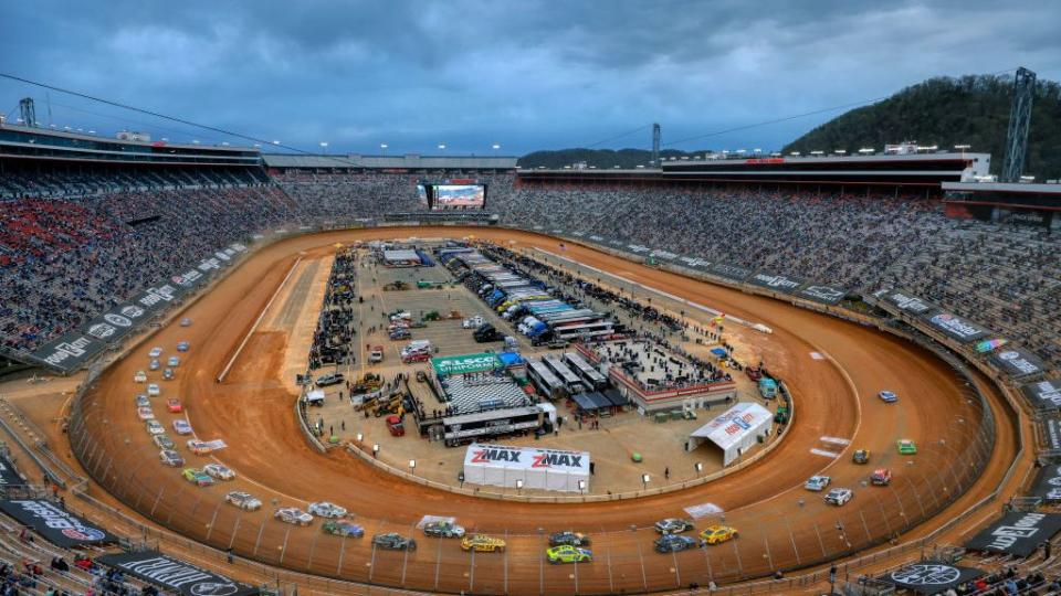 auto apr 17 nascar cup series food city dirt race