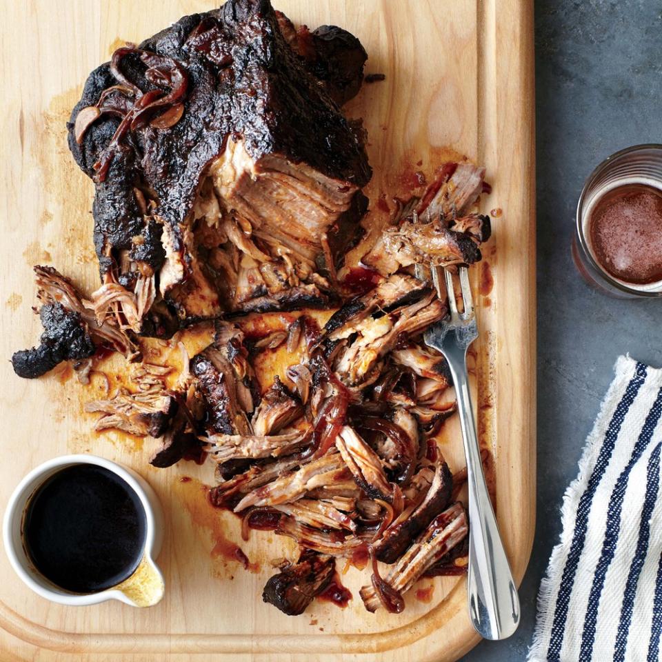 Slow Cooker Pulled Pork with Bourbon-Peach Barbecue Sauce