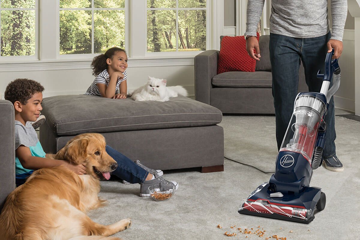 Hoover MAXLife Pet Max Complete, Bagless Upright Vacuum Cleaner