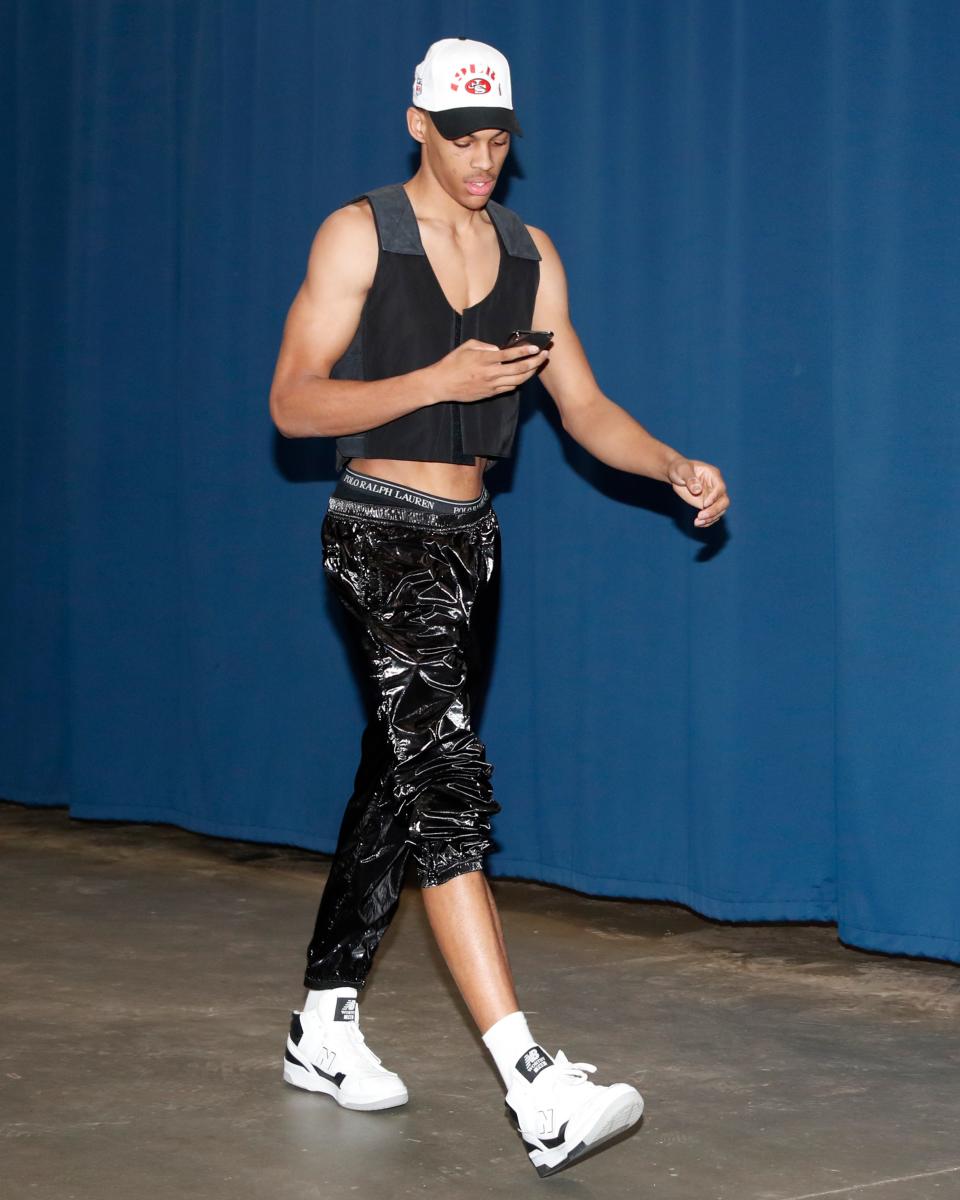 Donald Judd, Calvin Klein, Axel Vervoordt—and now, Darius Bazley. The Thunder rookie's #BigFitoftheDay crop top puts him straight into the minimalist hall of fame.