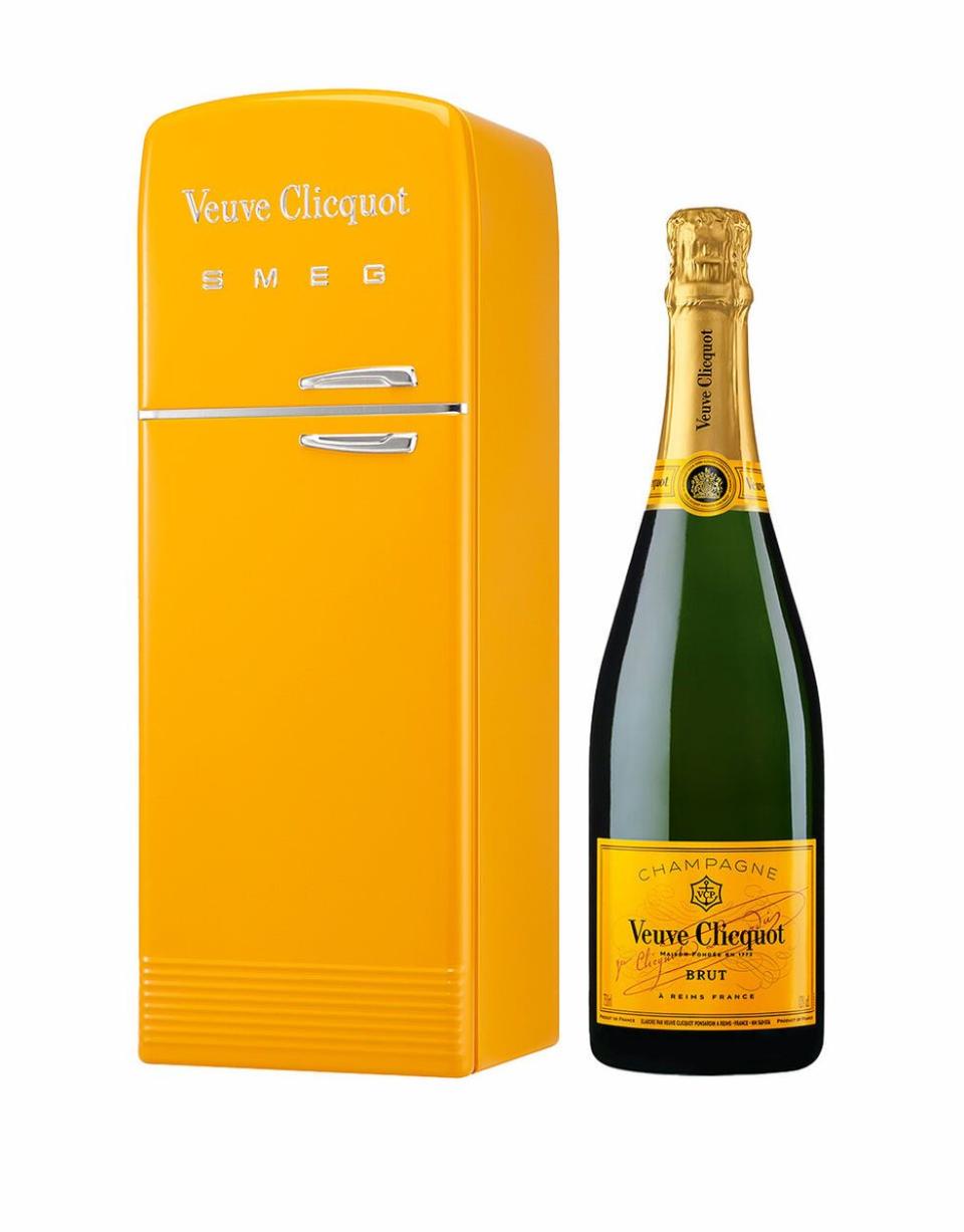 <p><a href="https://go.redirectingat.com?id=74968X1596630&url=https%3A%2F%2Fwww.reservebar.com%2Fproducts%2Fveuve-clicquot-yellow-label-fridge-gift-box%2FGROUPING-1907350.html&sref=https%3A%2F%2Fwww.esquire.com%2Ffood-drink%2Fdrinks%2Fg29390492%2Fbest-alcohol-gifts%2F" rel="nofollow noopener" target="_blank" data-ylk="slk:Shop Now;elm:context_link;itc:0;sec:content-canvas" class="link ">Shop Now</a></p><p>Yellow Fridge Gift Set</p><p>reservebar.com</p><p>$90.99</p>