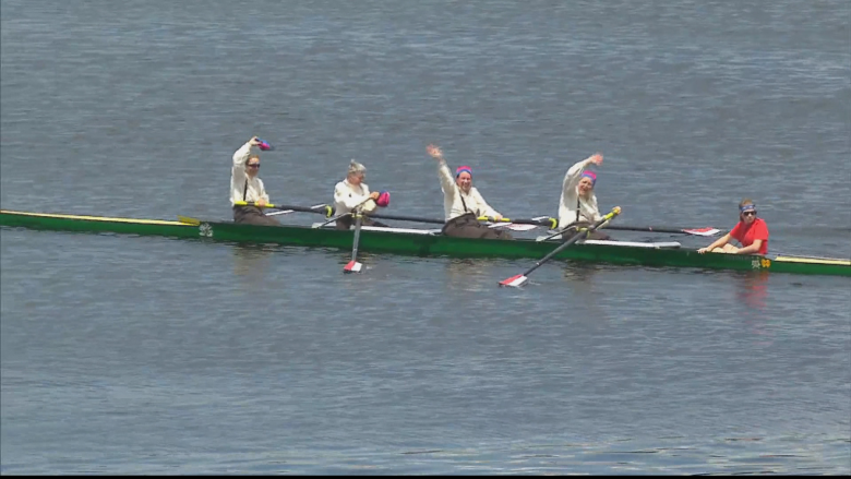 Rowing race in Heritage Minute reenacted on St. John River