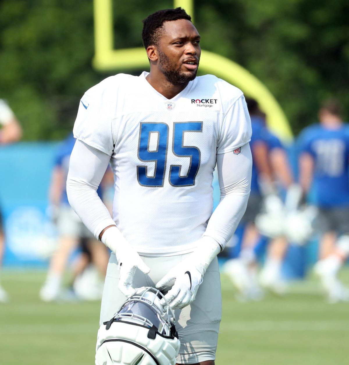 Romeo Okwara back in Detroit Lions DL rotation, Isaiah Buggs inactive vs.  Seattle Seahawks