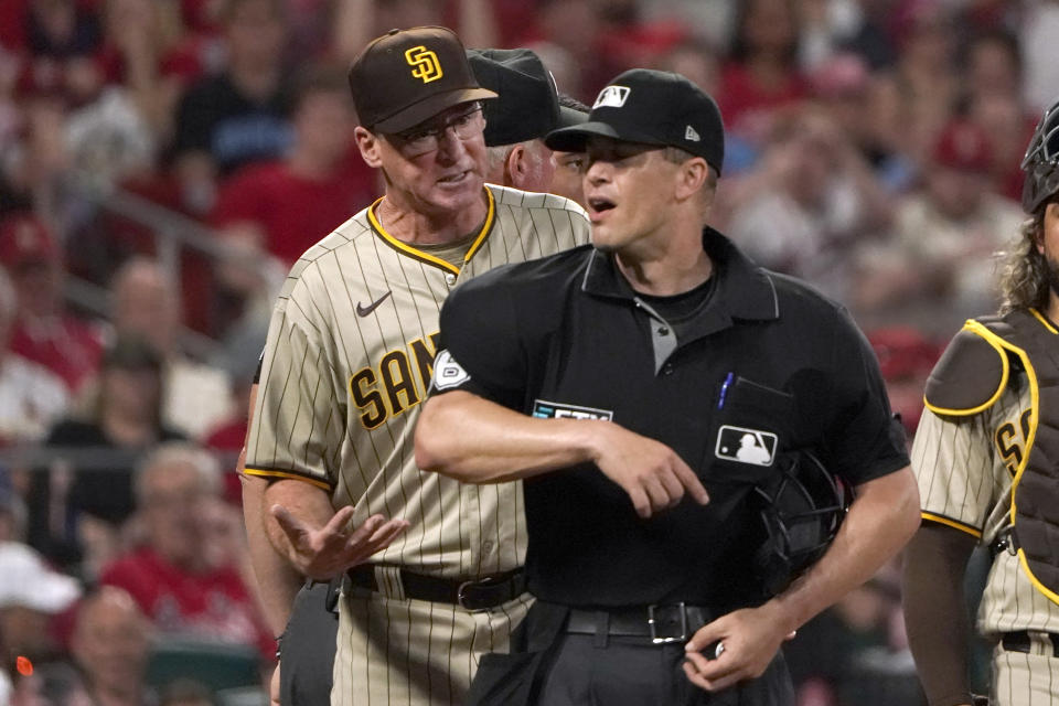 San Diego Padres manager Bob Melvin, left, is ejected by home plate umpire Chris Segal during the sixth inning of a baseball game against the St. Louis Cardinals Tuesday, May 31, 2022, in St. Louis. (AP Photo/Jeff Roberson)