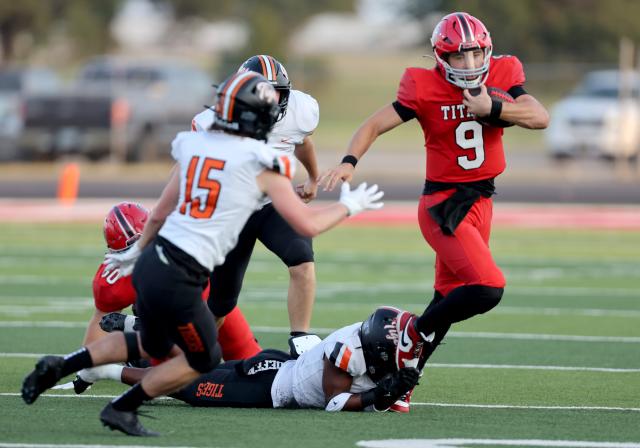 Carl Albert High School Football