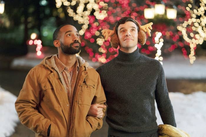 Philemon Chambers, Michael Urie in Single All the Way