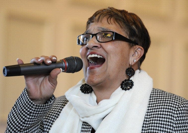 Kathy Andrews sings a favorite song of the Rev. Martin Luther King Jr. during the 2016 annual Service of Commemoration at the Federated Church of Hyannis.