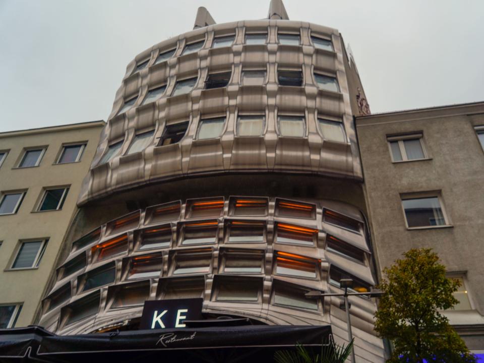 Bank building Vienna