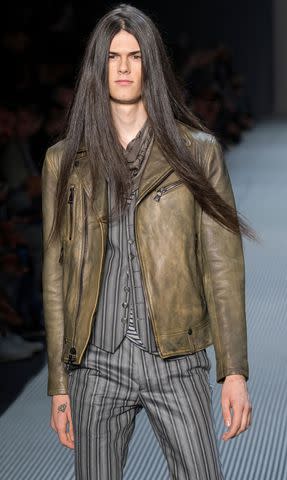 <p>Alamy</p> Nyima Ward walks the runway for John Varvatos, 2015.