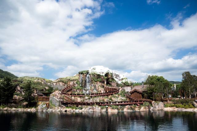 Disneyland Paris Is Expanding With A 'Frozen'-Themed Park In 2023