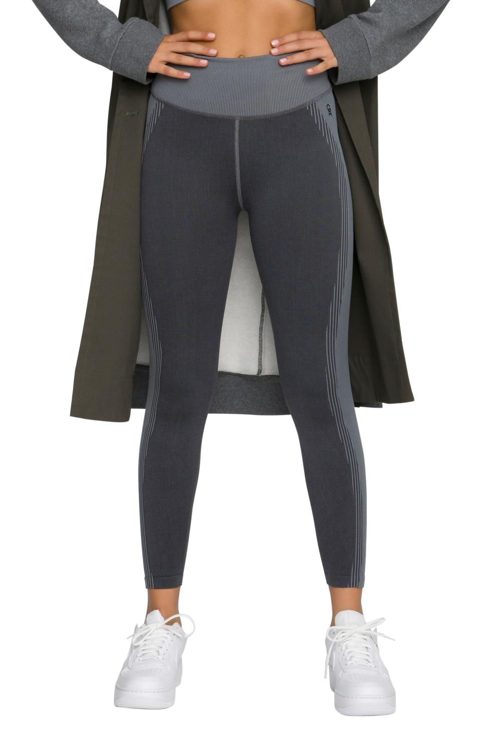 1) Butt-Lifting Leggings