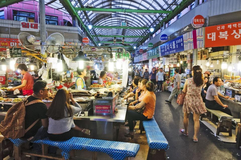 Where To Eat: Gwangjang Market