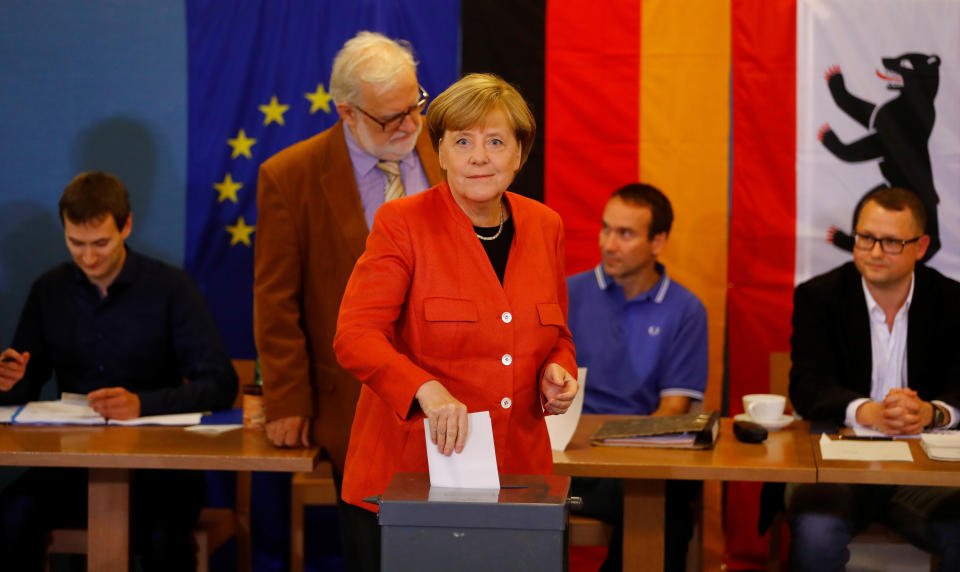 German Chancellor and leader of the Christian Democratic Union CDU Angela Merkel&nbsp;votes in the general&nbsp;election (Bundestagswahl)&nbsp;in Berlin, Germany, Sept. 24, 2017. (Photo: Kai Pfaffenbach / Reuters)