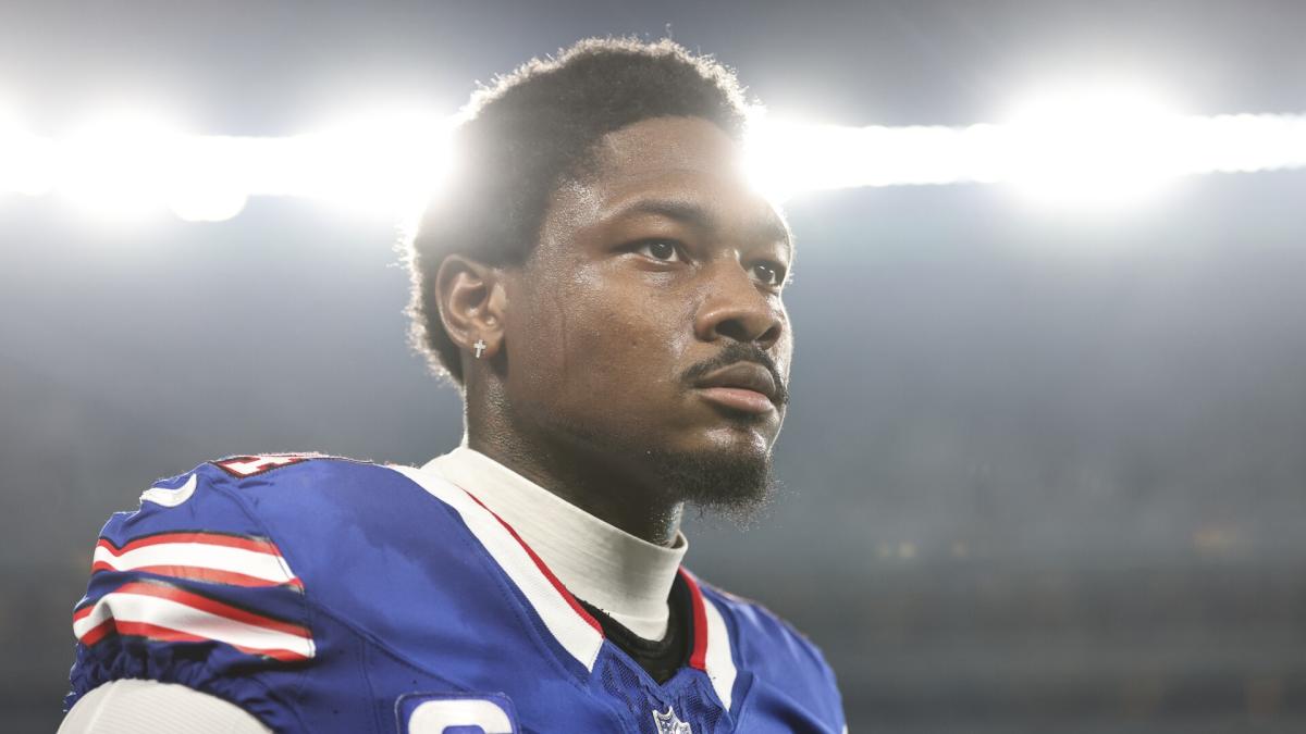 Bills' Stefon Diggs on Audio of Reporter Ripping Him: 'I'm a Human