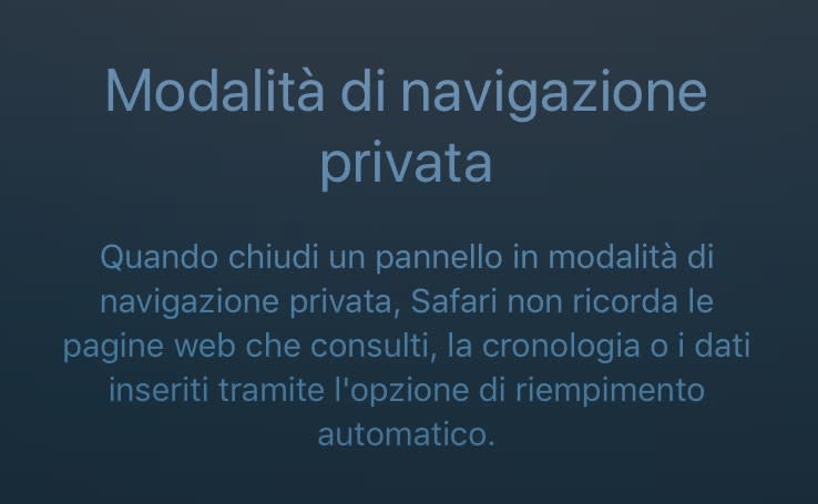 Su Safari da iPhone, dovete cliccare sui due quadrati sovrapposti che si trovano in basso a destra e poi selezionare “privata” 