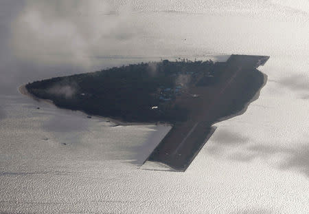 A view of Philippine occupied (Pagasa) Thitu island in disputed South China Sea April 21, 2017. REUTERS/Erik De Castro